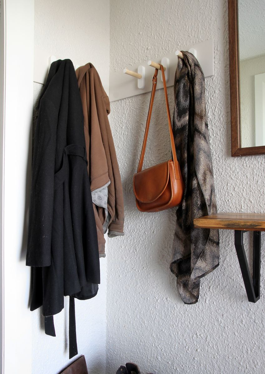 Coat Rack DIY
 DIY Coat Rack – Tutorial and Inspiration