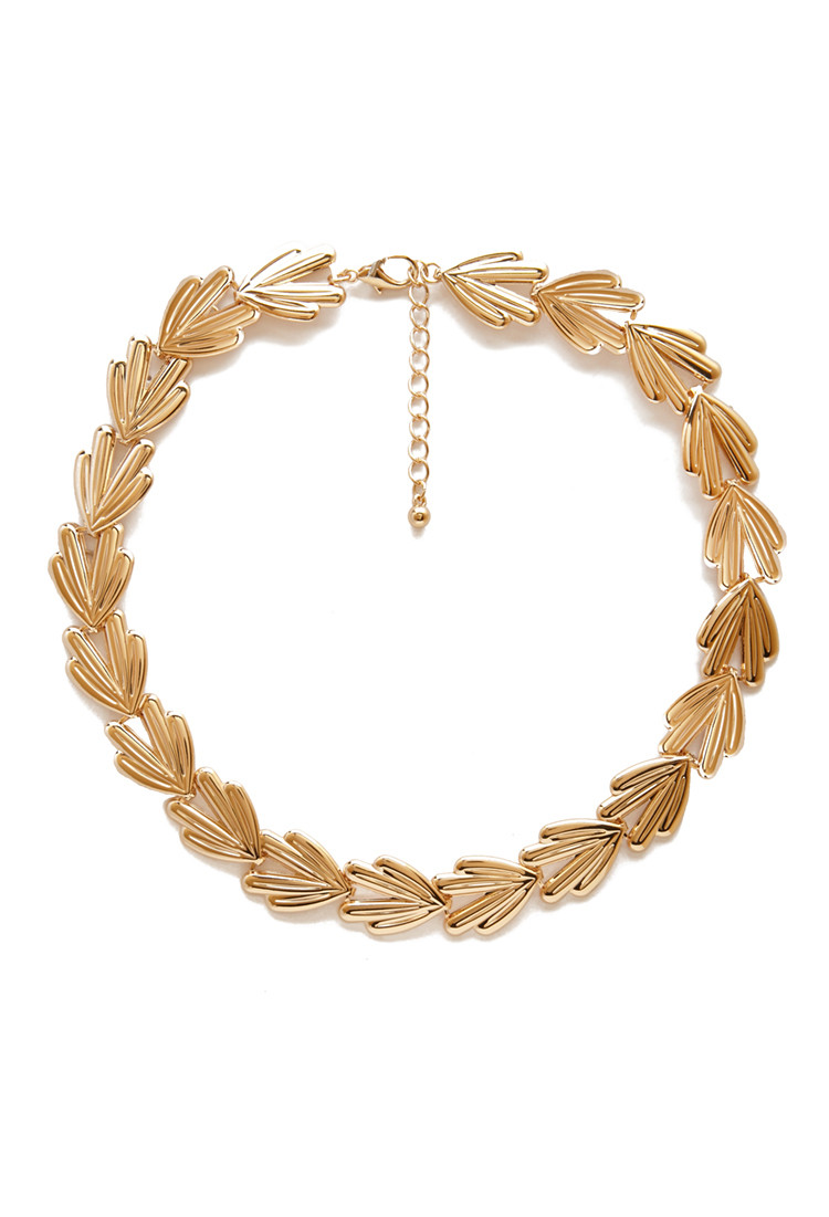 Collar Necklace Forever 21
 Forever 21 Winding Wreath Collar Necklace in Gold