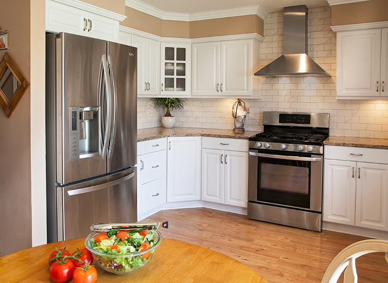 Color For Kitchen Walls
 Which Paint Colors Look Best with White Cabinets