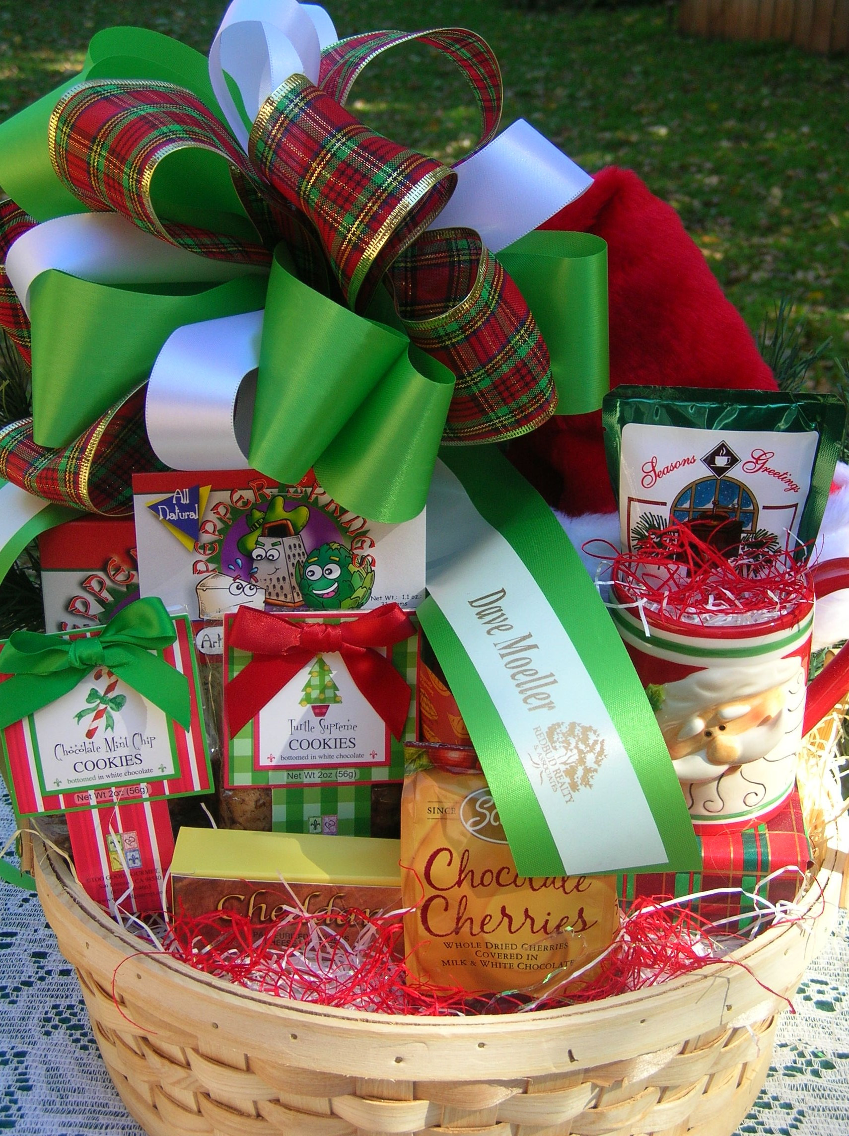 Company Holiday Gift Ideas For Employees
 Corporate Christmas MIO Baskets Full of Joy