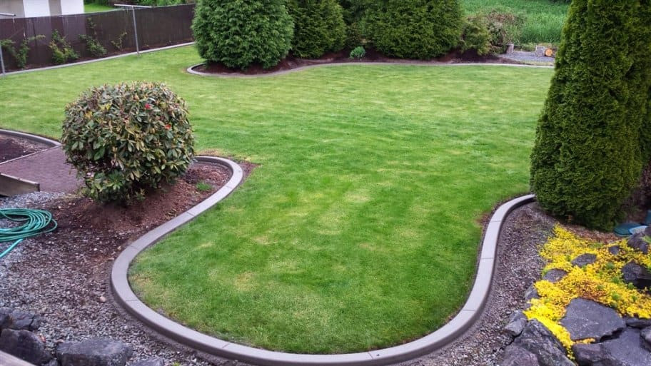 Concrete Landscape Edging Cost
 How Much Does It Cost to Install Landscape Curbing