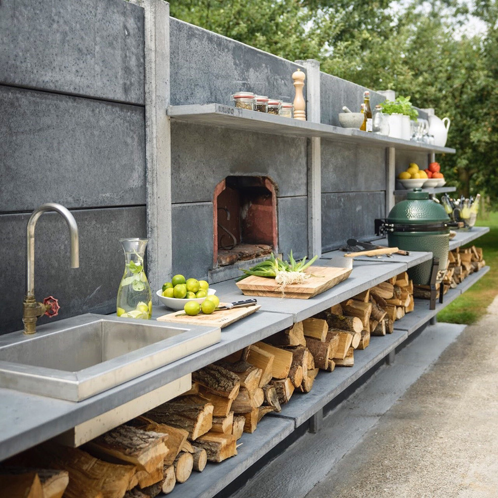 Concrete Outdoor Kitchen
 Outdoor Kitchen Building an Outdoor Kitchen