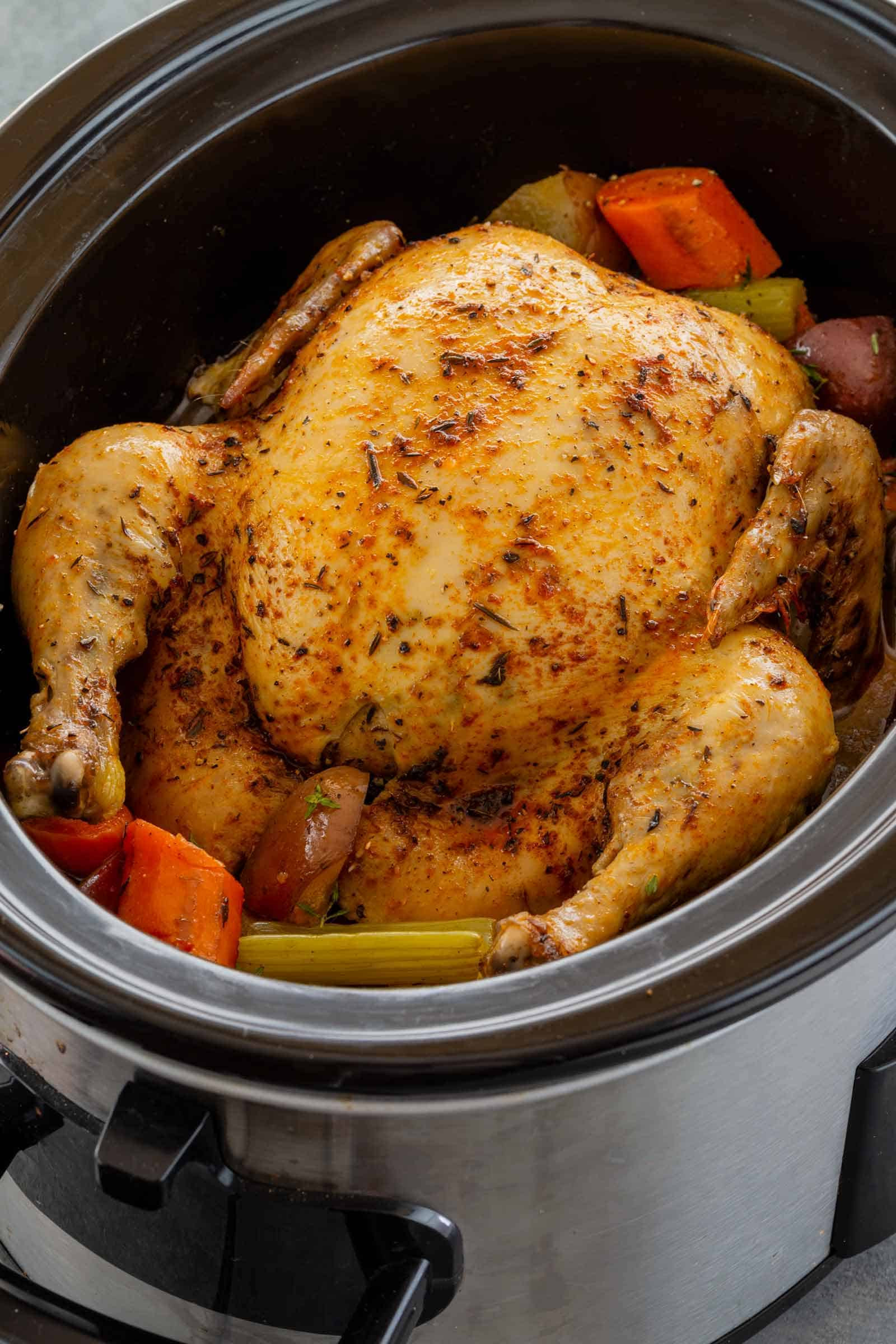 Cooking A Whole Chicken In A Crock Pot
 Slow Cooker Whole Chicken Cafe Delites