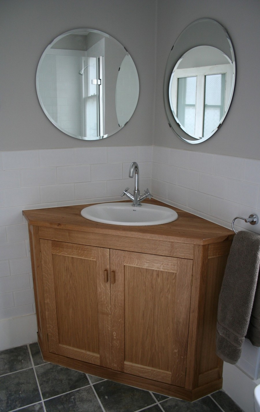 Corner Bathroom Vanity
 Corner Bathroom Vanity Giving Unique Effect for Small