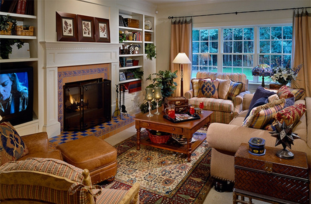 Country Living Room Chairs
 Eclectic Living Room Ideas with Country Furniture