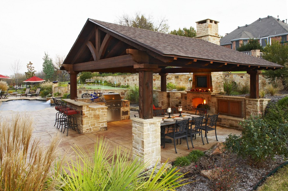 Covered Outdoor Kitchen Structures
 Outdoor Kitchens