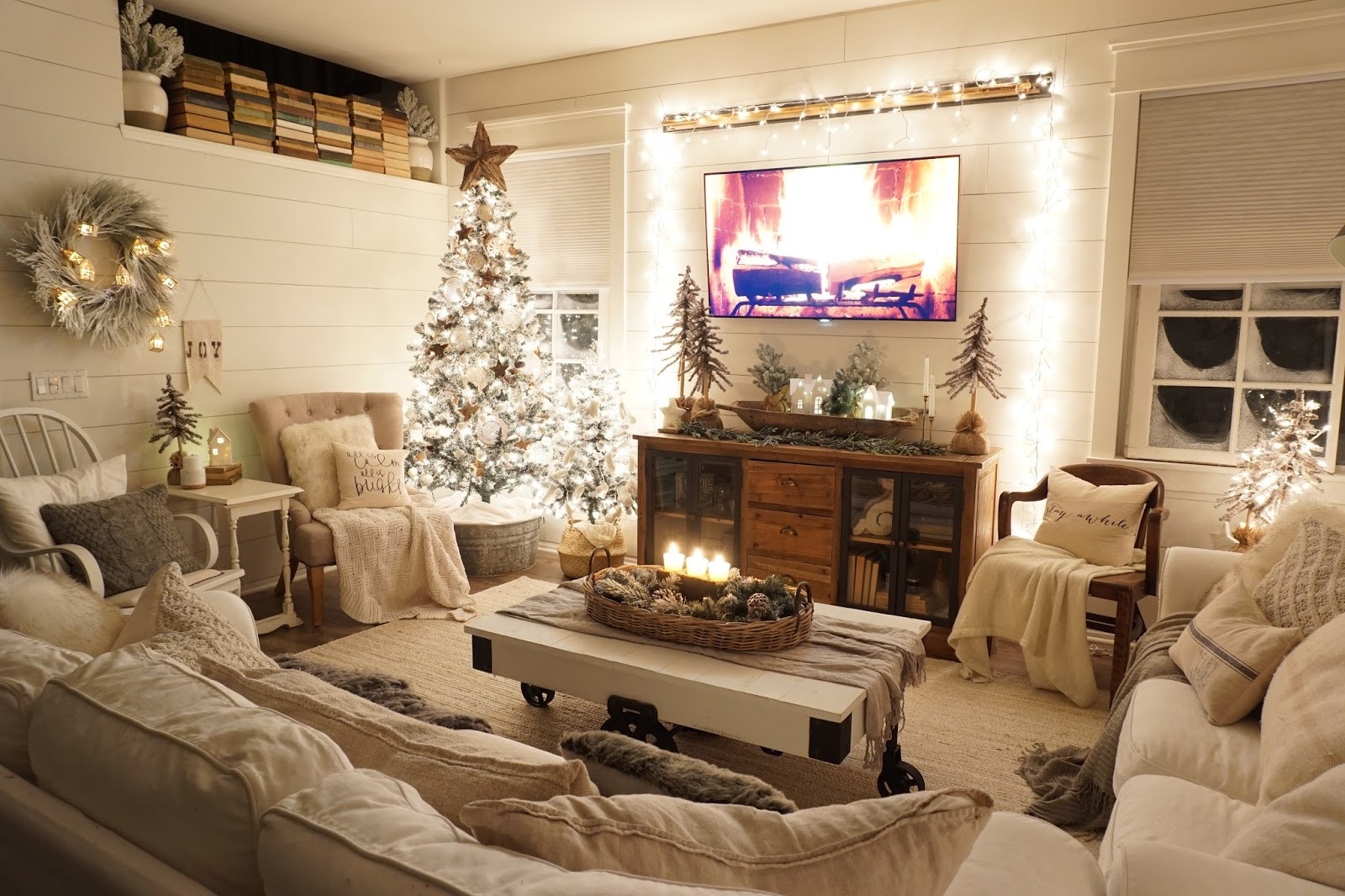 Cozy Christmas Living Room
 35 36 37 38