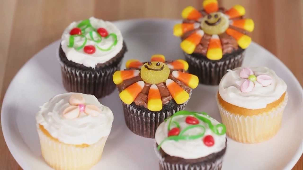 Cupcake Decorating Ideas For Kids
 Cupcake Decorating How to Decorate Kids Party Cupcakes