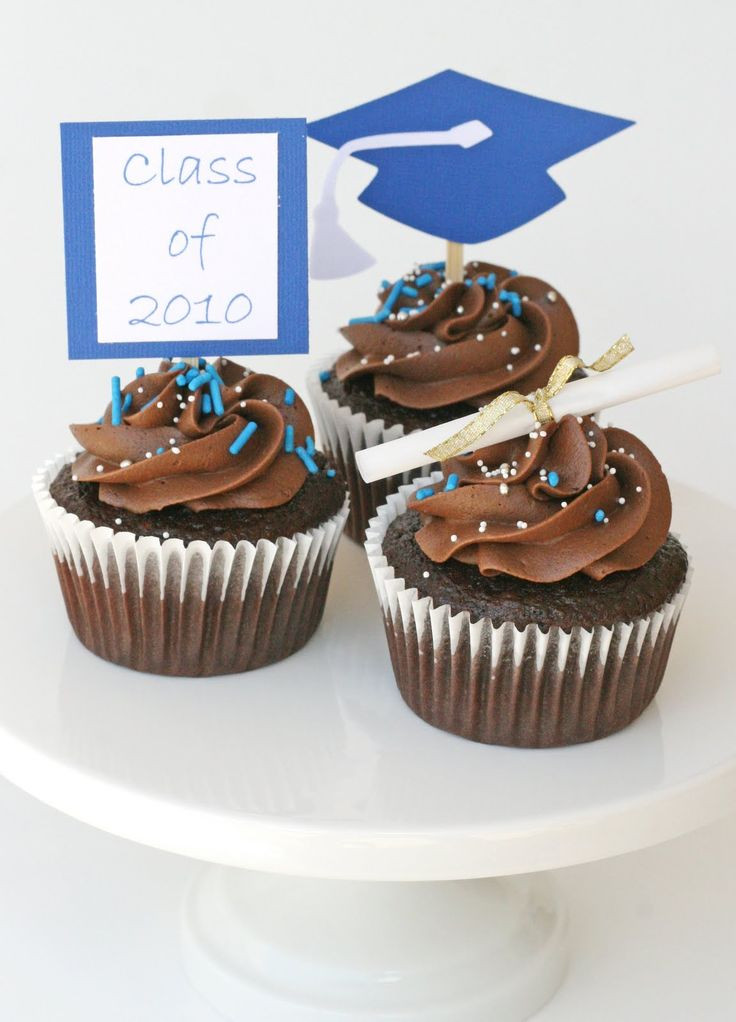 Cupcake Decorating Ideas Graduation Party
 18 best Graduation Cake & Cupcake Ideas images on