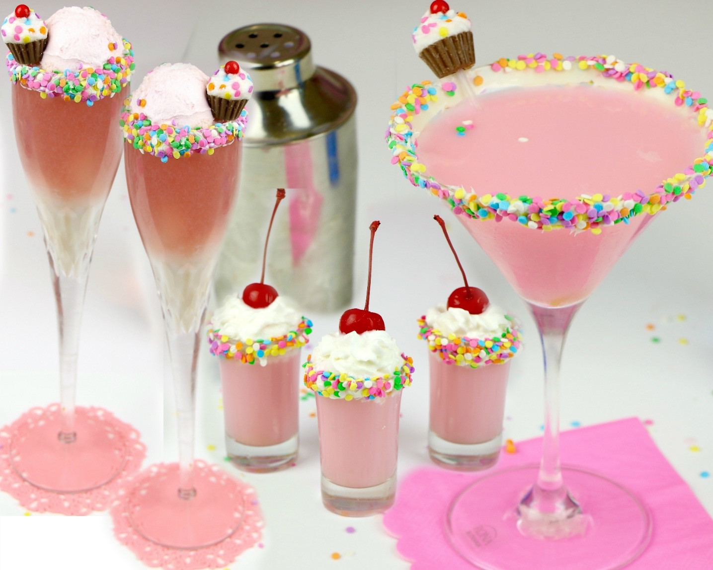 Cupcakes And Cocktails
 VIDEO Cupcake Cocktails & Mocktails Funfetti Martini