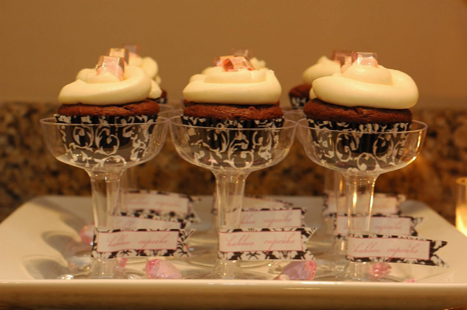 Cupcakes And Cocktails
 Fabulous Fetes event planning & event design service