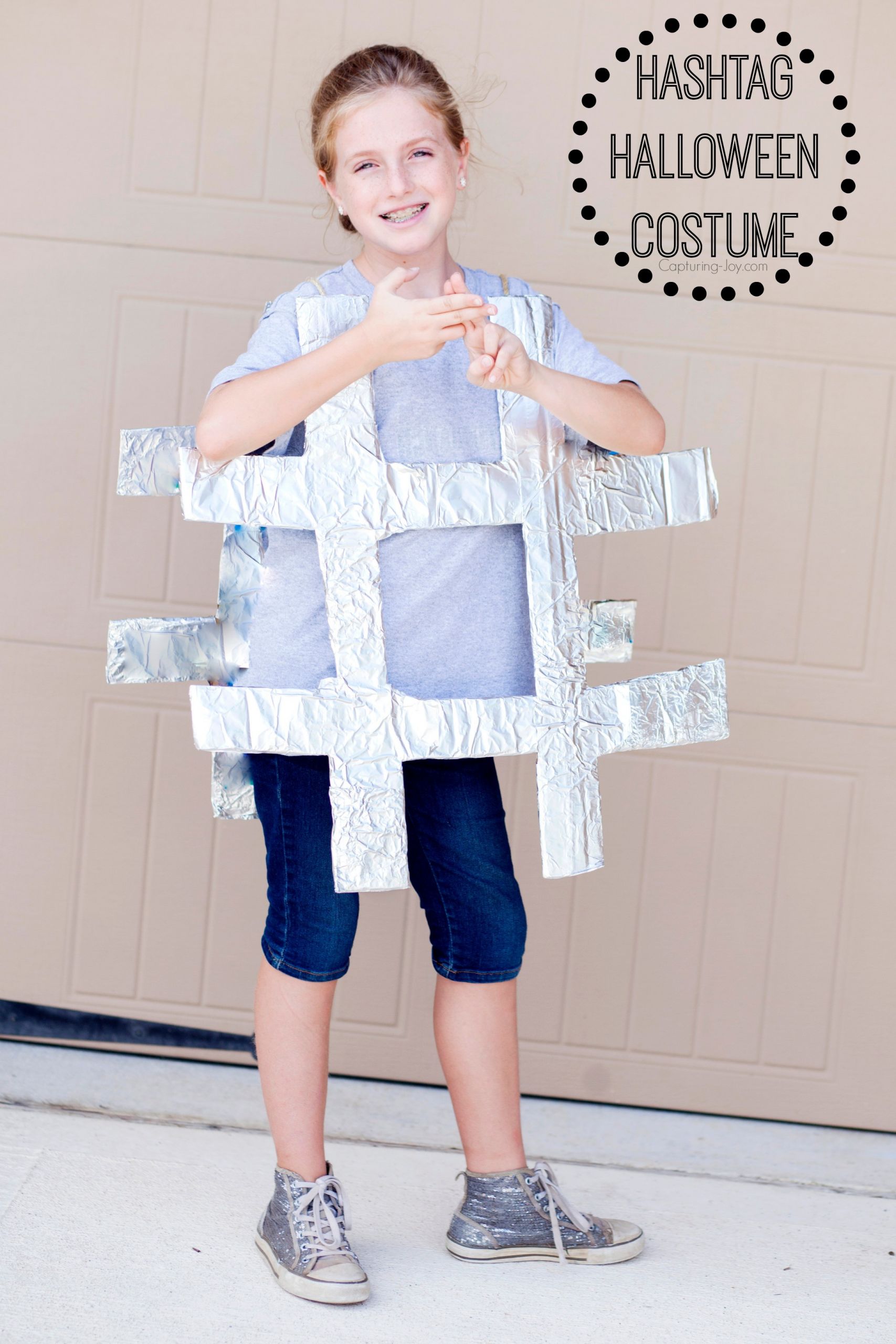 Cute DIY Halloween Costumes For Teens
 DIY Hashtag Halloween Costume