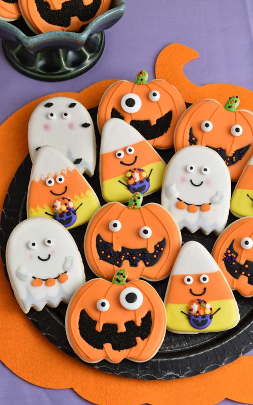 Cute Halloween Cookies
 Cute Halloween Cookies DIYSPINS