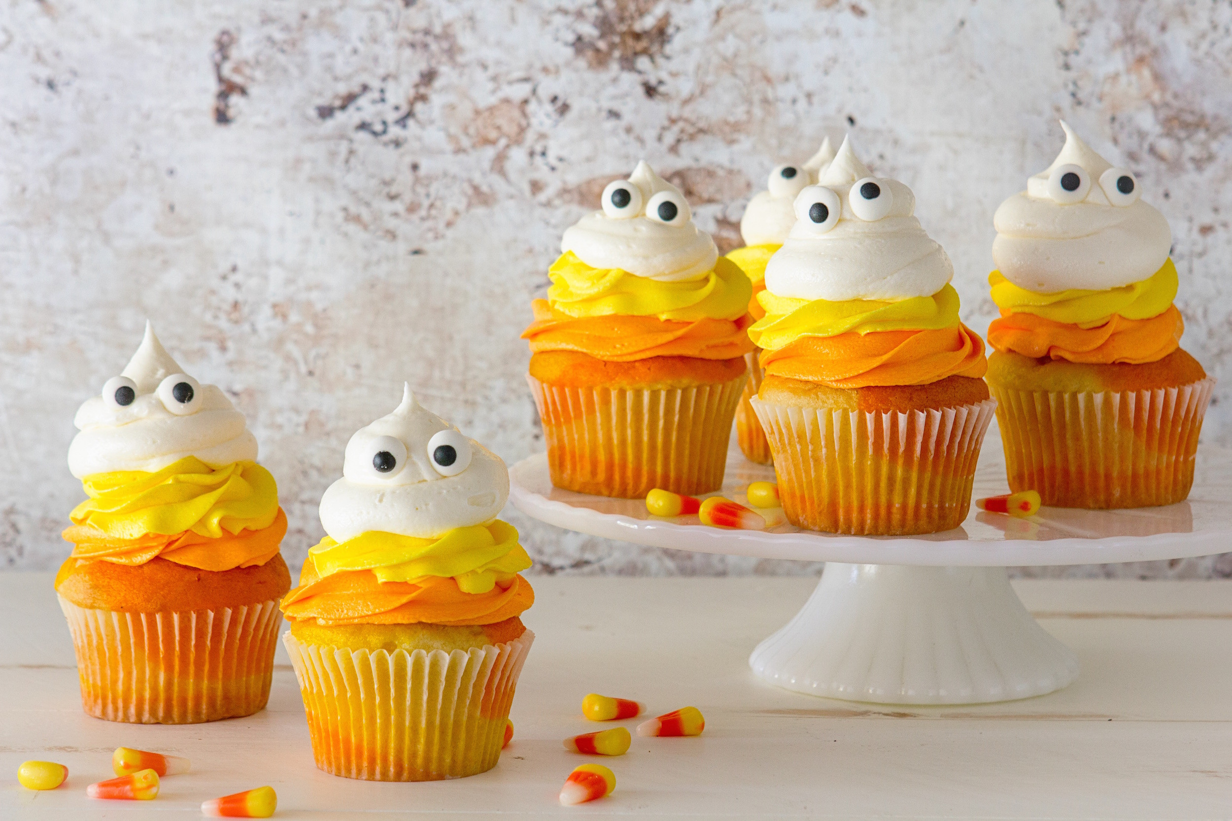 Cute Halloween Cupcakes
 18 Easy Halloween Cupcake Ideas Recipes & Decorating