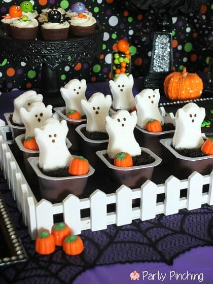 Cute Halloween Food Ideas For Party
 Cute Halloween Party Ideas Moms & Munchkins
