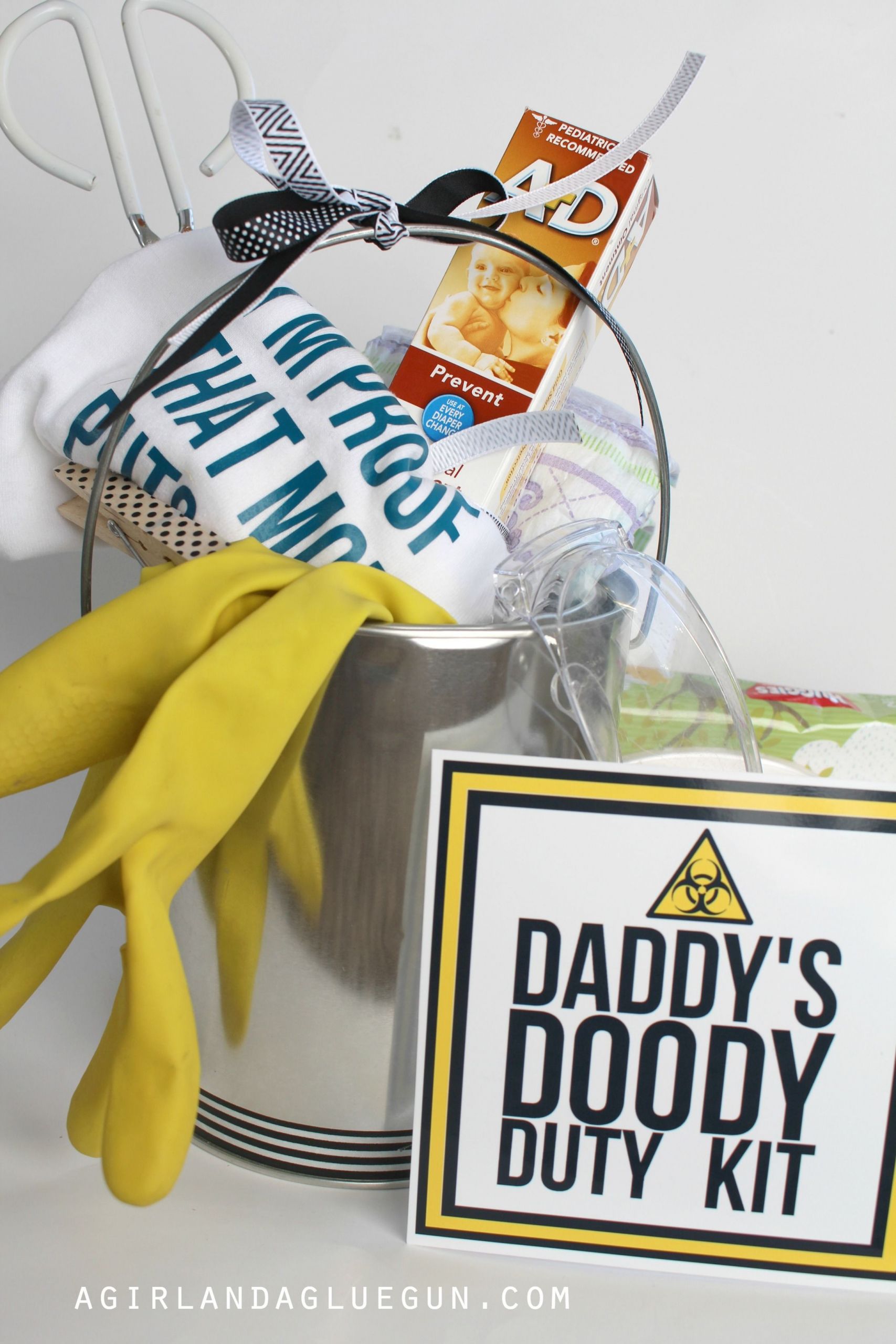 Daddy Baby Shower Gift Ideas
 funny baby shower t Daddy doody duty kit