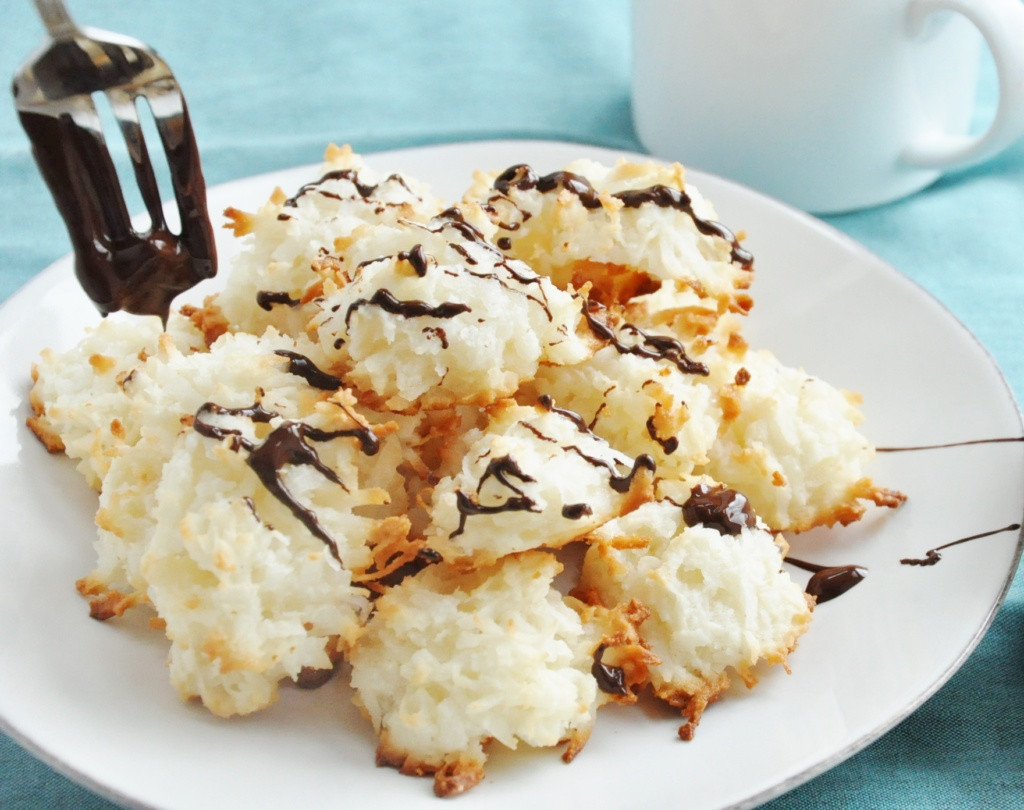 Dairy Free Coconut Macaroons
 Healthy Coconut Macaroons gluten free low carb dairy