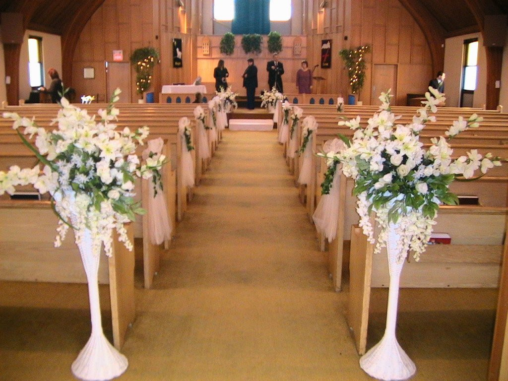 Decorating Church For Wedding
 Getting it Right with Church Wedding Decorations Wedding