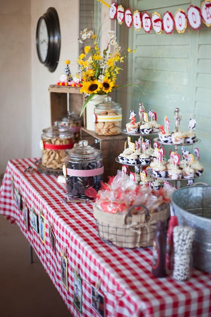 Decoration Ideas For Birthday Party
 Kara s Party Ideas Cowboy Cowgirl Themed Joint Birthday