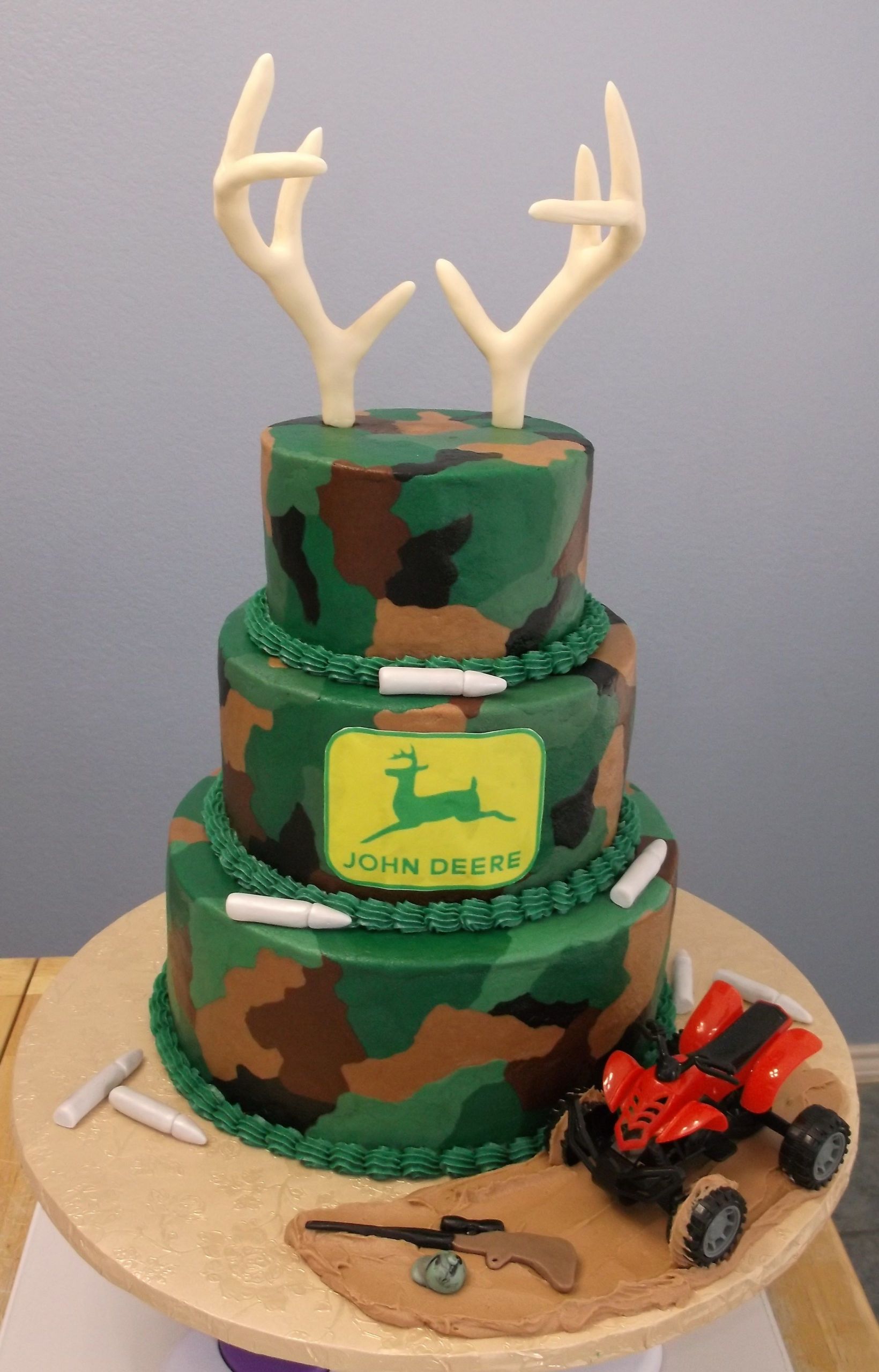 Deer Birthday Cake
 deer hunting cake