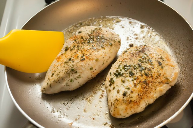 Defrost Chicken Breasts In Microwave
 How to Defrost Chicken Breasts