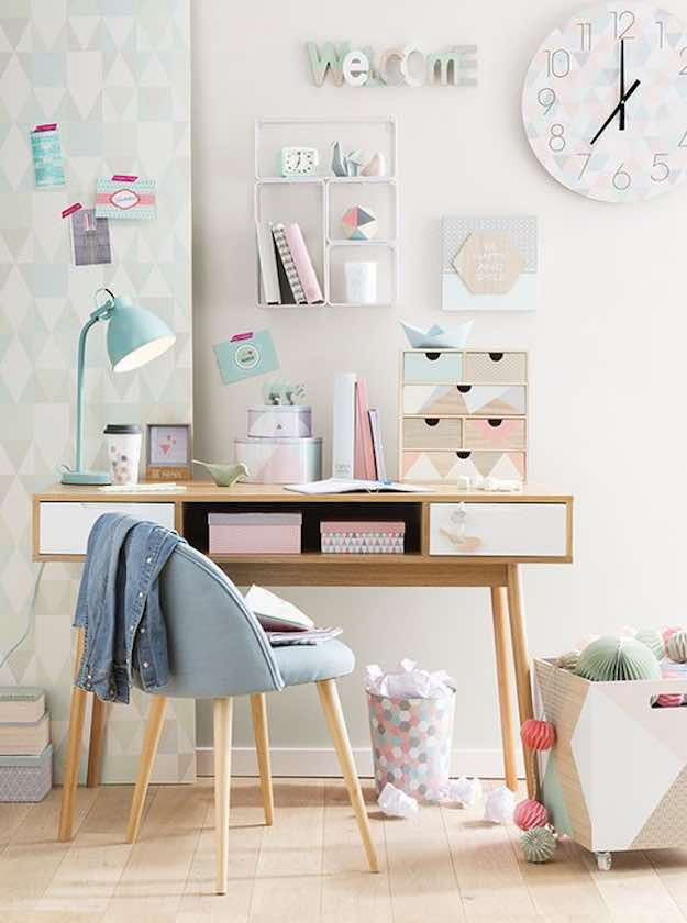 Desk For Teenage Girl Bedroom
 Styling Ideas for Teen Girls Desks The Organised Housewife