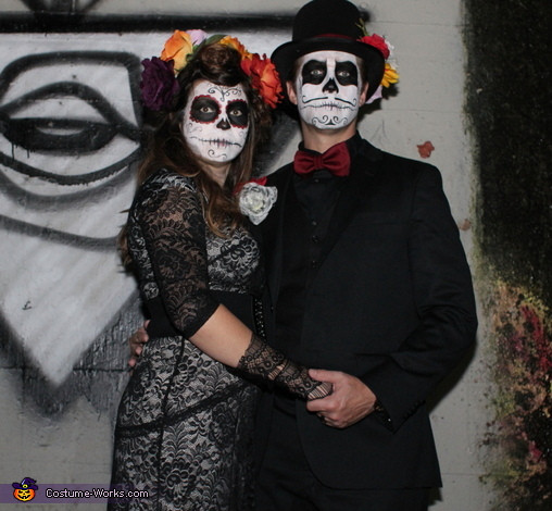 Dia De Los Muertos Costume DIY
 Dia de los Muertos Family Costume 7 10