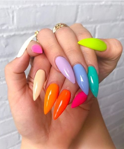 Different Color Nail Designs
 Sizzling Different Color Stilleto Nail Art Designs to Get