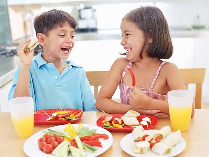 Dinners Kids Will Eat
 How to Get Kids to Eat Dinner New Kids Center
