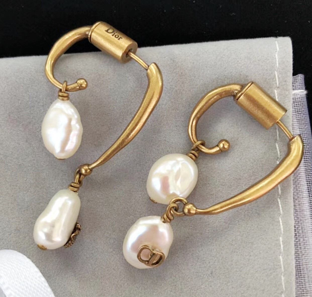 Dior Double Pearl Earrings
 Authentic Christian Dior 2019 Wasp Double Pearl Dangle