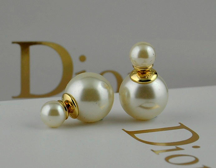 Dior Earrings Price
 Christian Dior Earrings In $21 00 Wholesale
