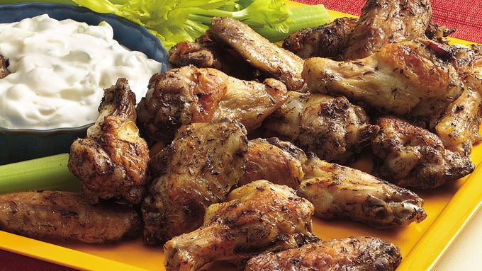 Dipping Sauces For Chicken Wings
 Chicken Wings with Creamy Dipping Sauce recipe from