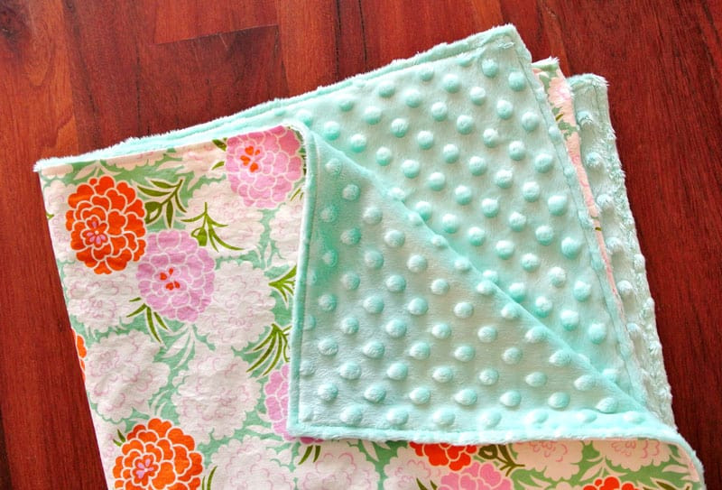 Diy Baby Blankets
 12 DIY Baby Blankets for Your Precious Bundle of Joy