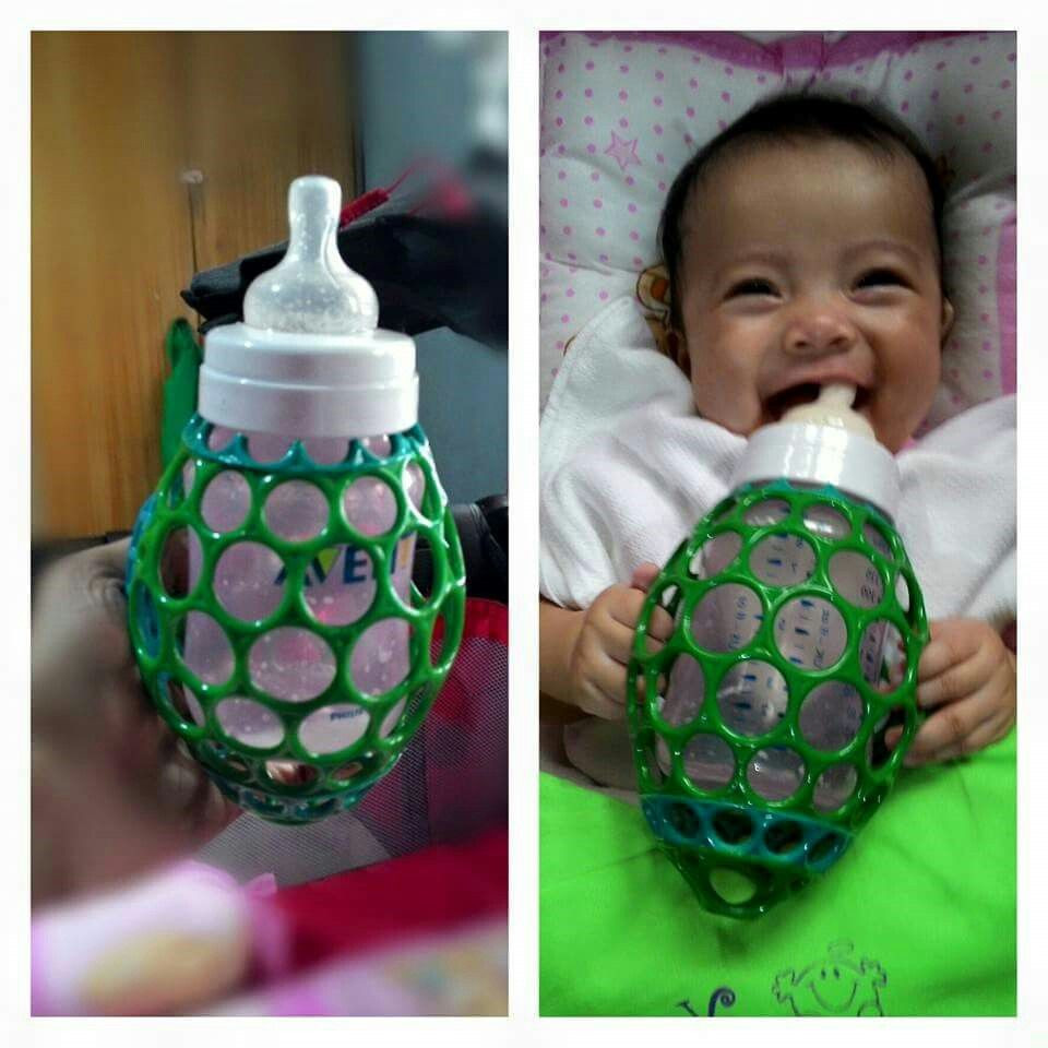 DIY Baby Bottle Holder
 DIY creative bottle holder Just cut the top joints of an