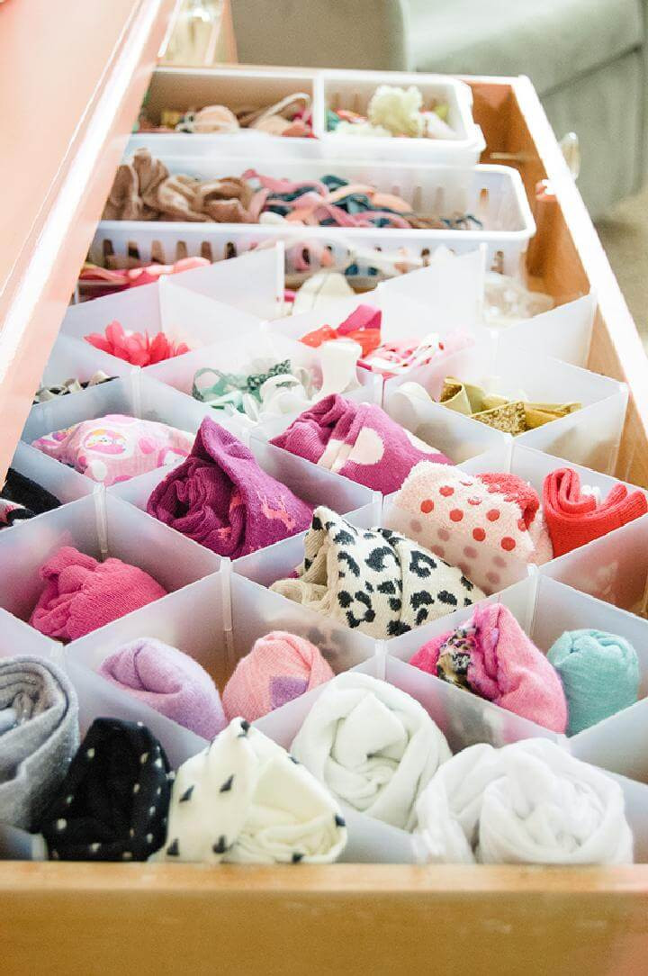 DIY Baby Clothes Organizer
 DIY 20 Insanely Genius Ways to Organize Baby Clothes ⋆ DIY
