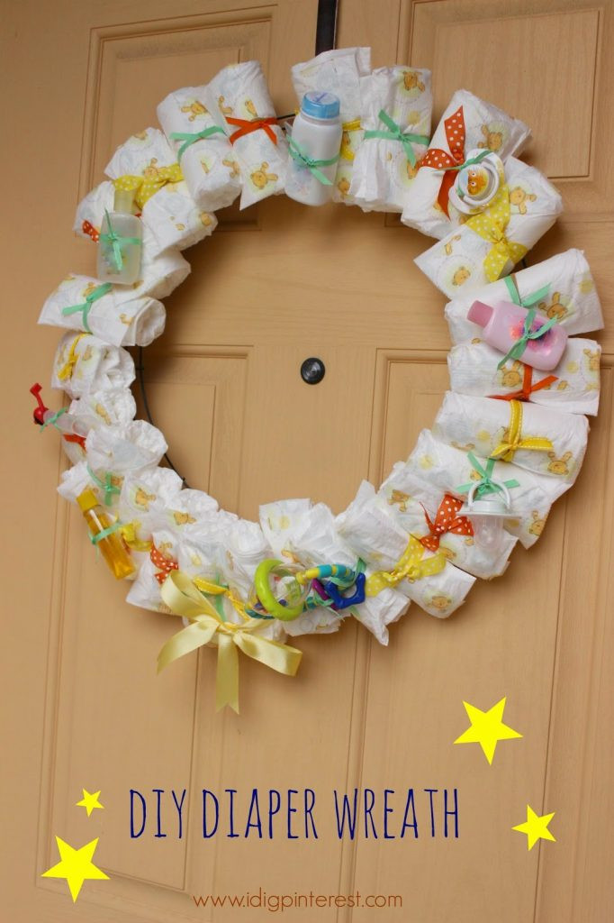 DIY Baby Diapers
 DIY Baby Diaper Wreath Shower Gift Decoration I Dig