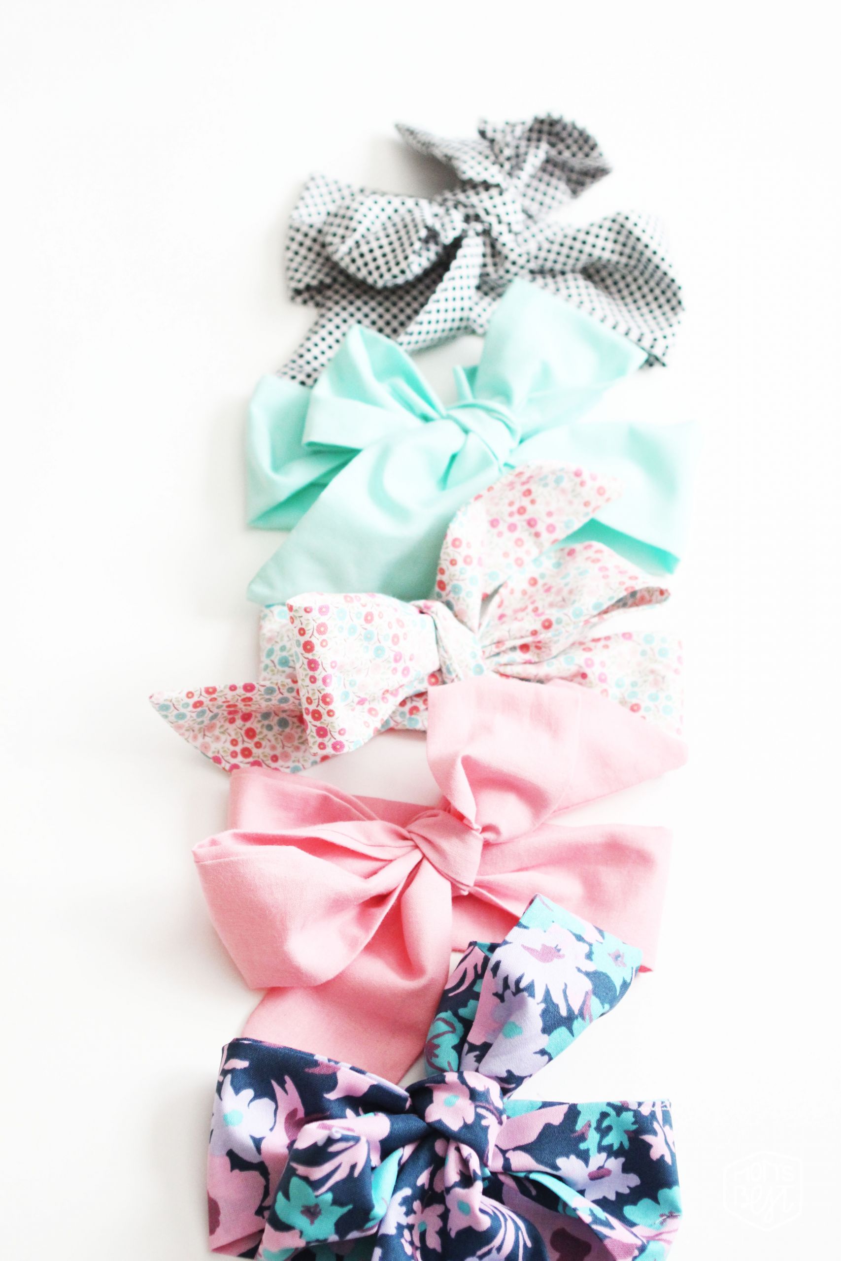 DIY Baby Head Wraps
 DIY baby bow head wraps – Destination Nursery