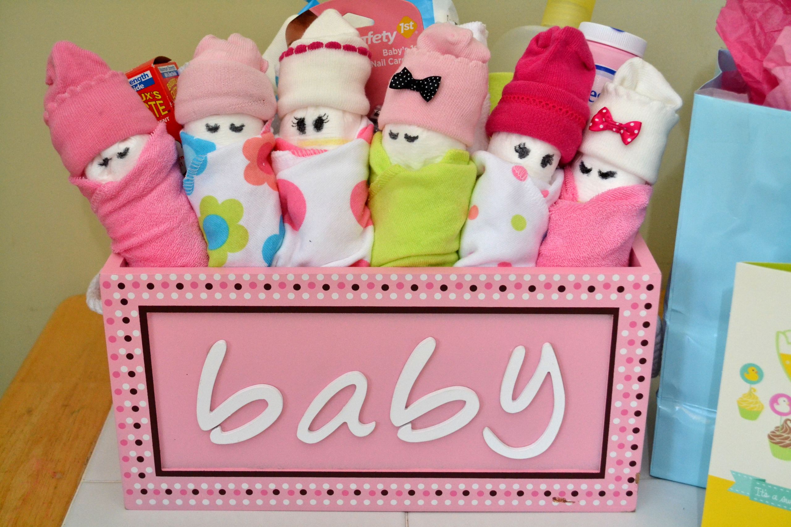 DIY Baby Items
 Essential Baby Shower Gifts & DIY Diaper Babies