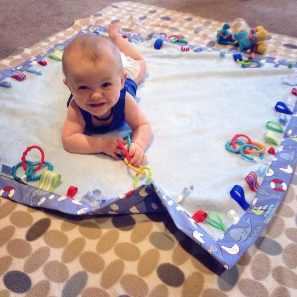 DIY Baby Play Mat
 Tummy time ribbon taggie and links play mat available