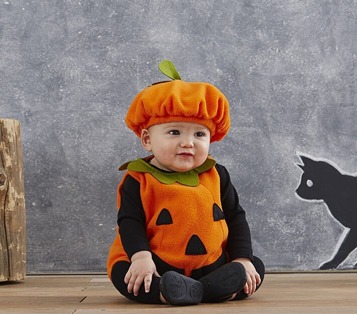 DIY Baby Pumpkin Costume
 Halloween costume ideas for a newborn baby