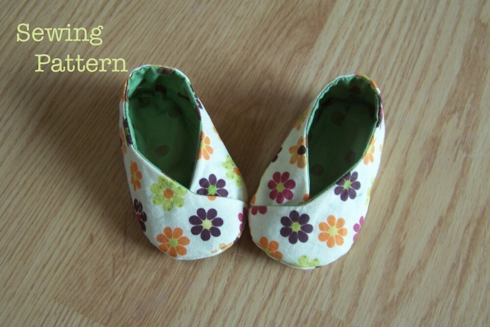 DIY Baby Shoes Pattern
 DIY Baby Booties Tutorials and Free Patterns