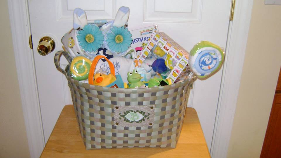 DIY Baby Shower Basket
 90 Lovely DIY Baby Shower Baskets for Presenting Homemade