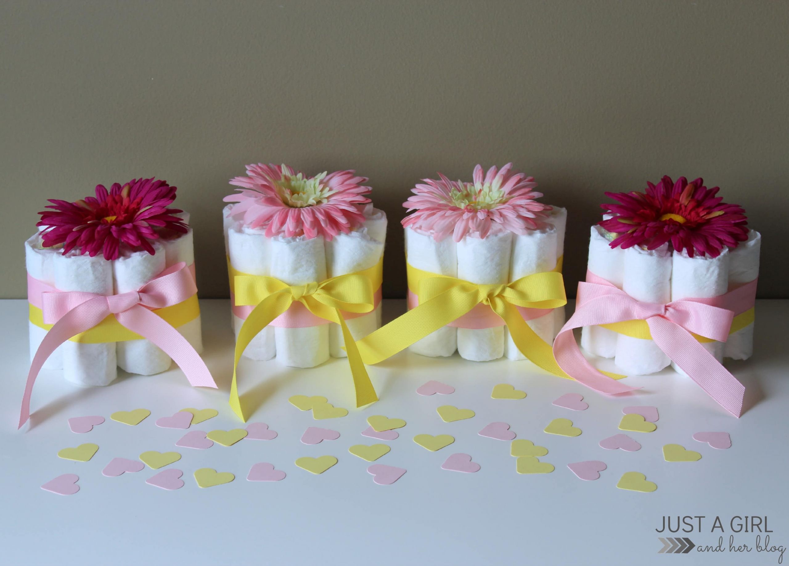 DIY Baby Shower Centerpieces For Girl
 Sweet and Simple Baby Shower Centerpieces