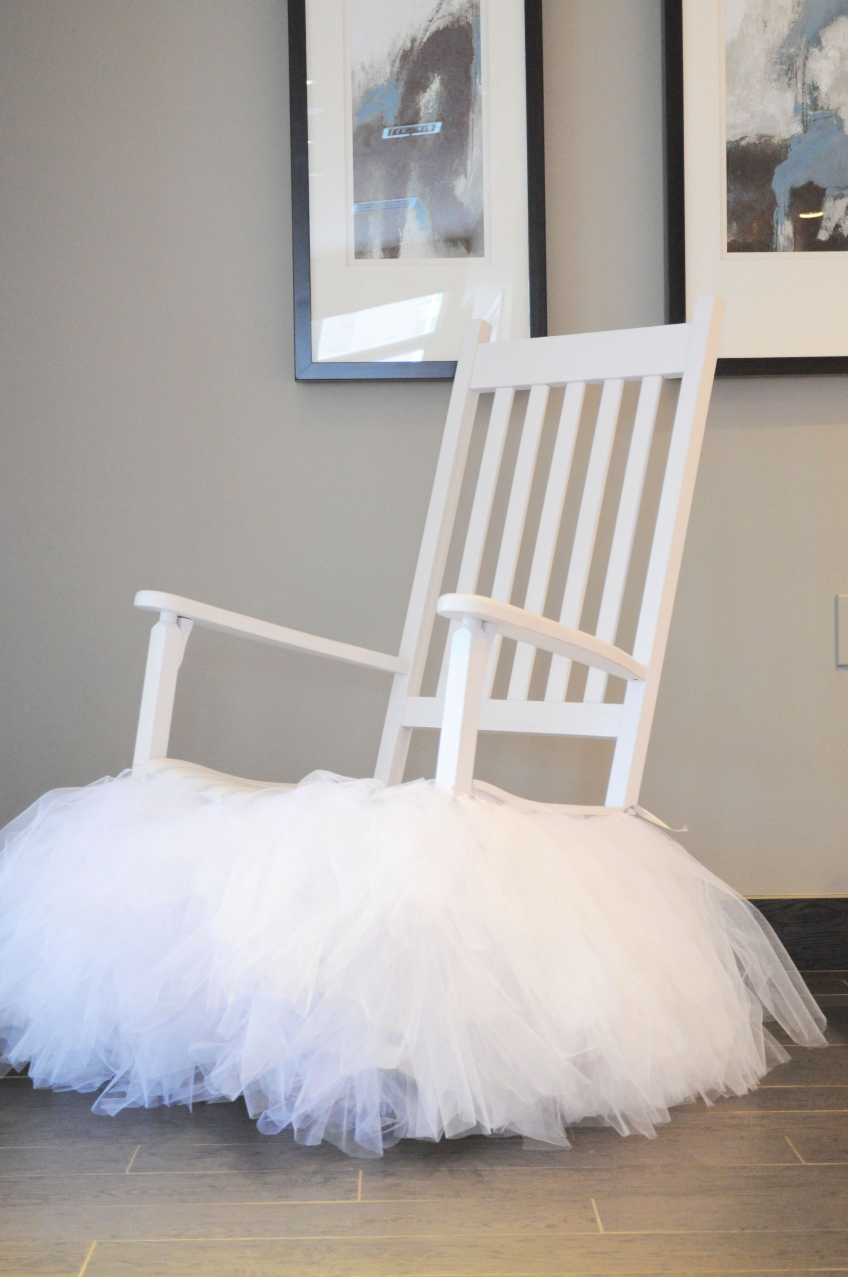 DIY Baby Shower Chair
 Baby Shower Mommy to Be Chair