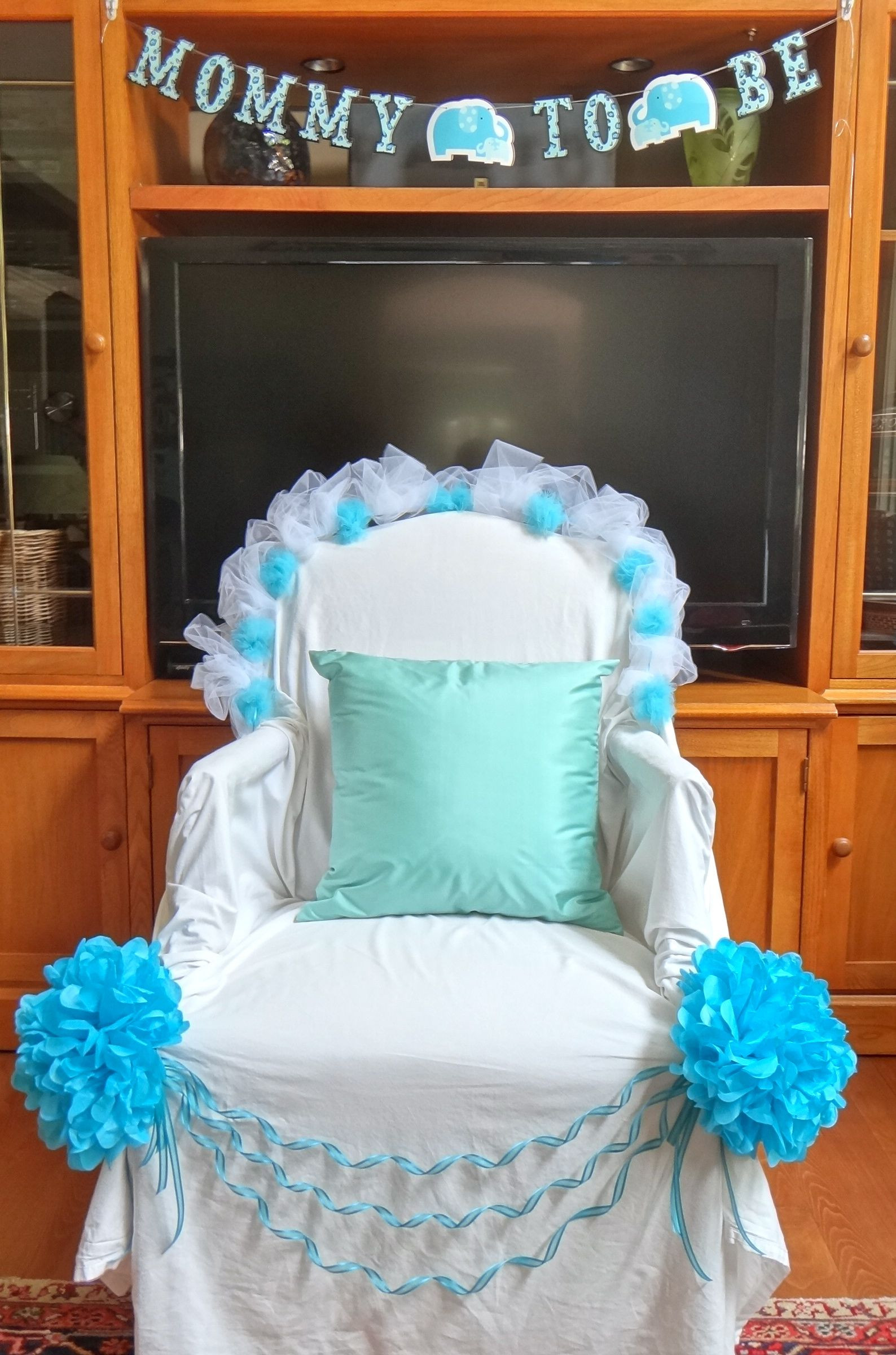 DIY Baby Shower Chair
 Mom to be thrown Chair draped with a white bed sheet and