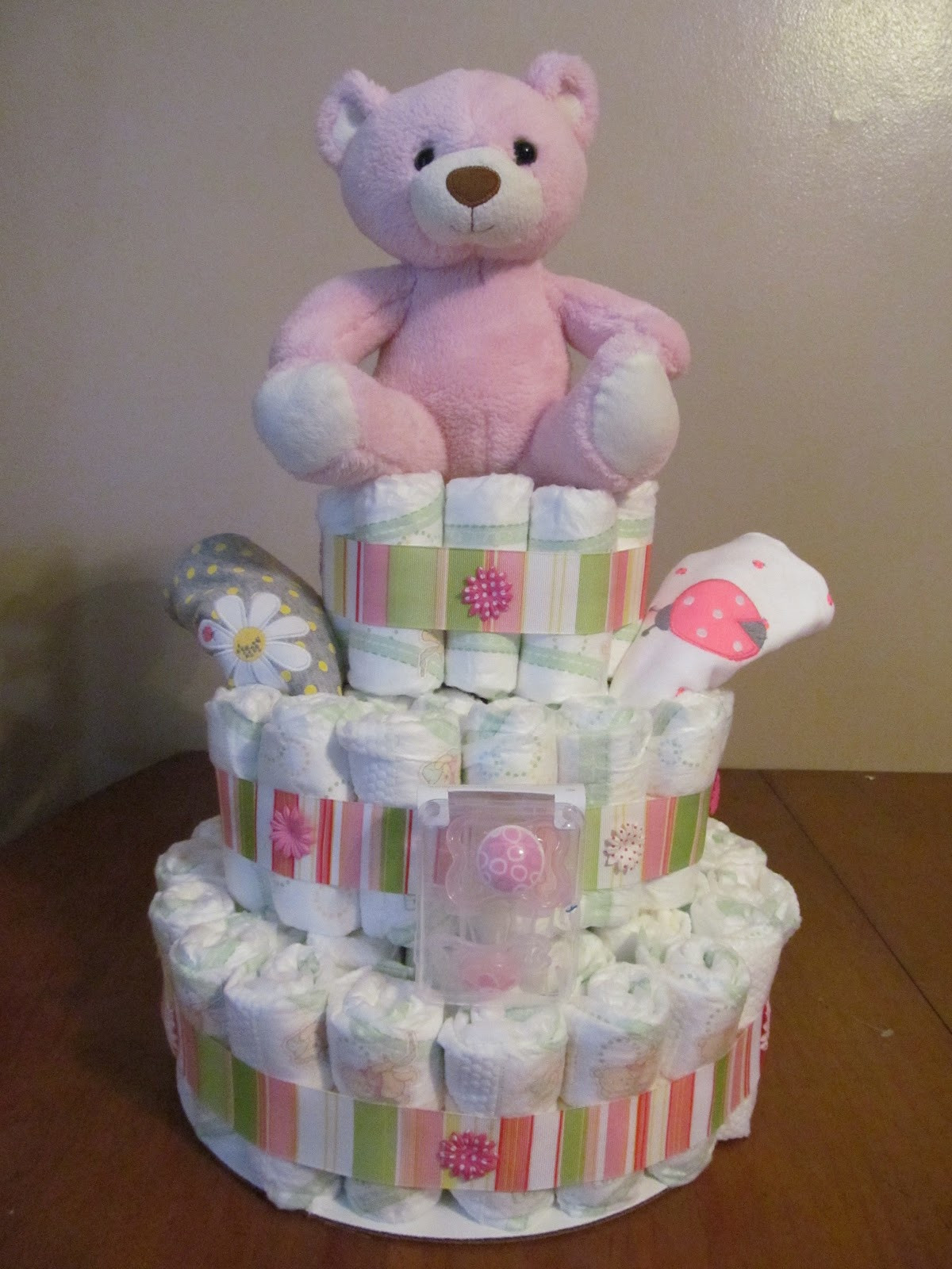 Diy Baby Shower Diaper Cake
 Talented Terrace Girls DIY Thursday Diaper Cake tutorial