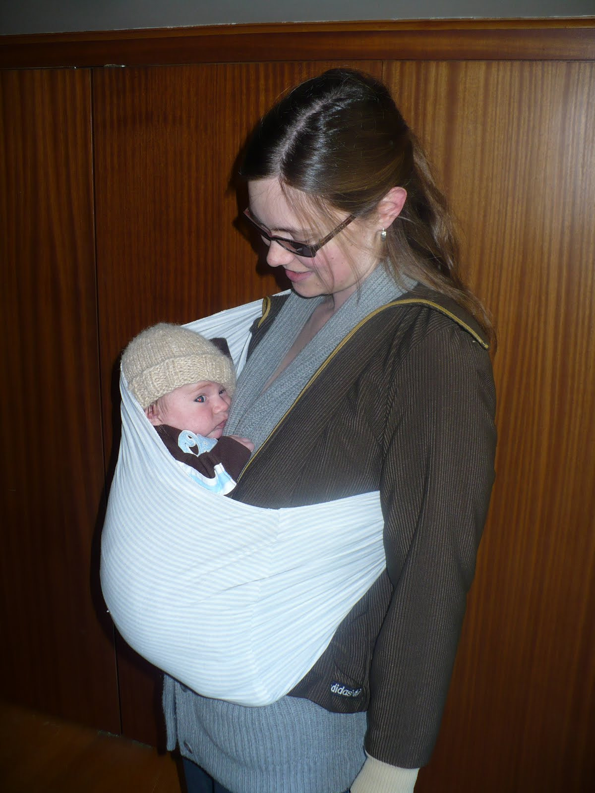 DIY Baby Sling Wrap
 Life on Willowdale Homemade Baby Sling