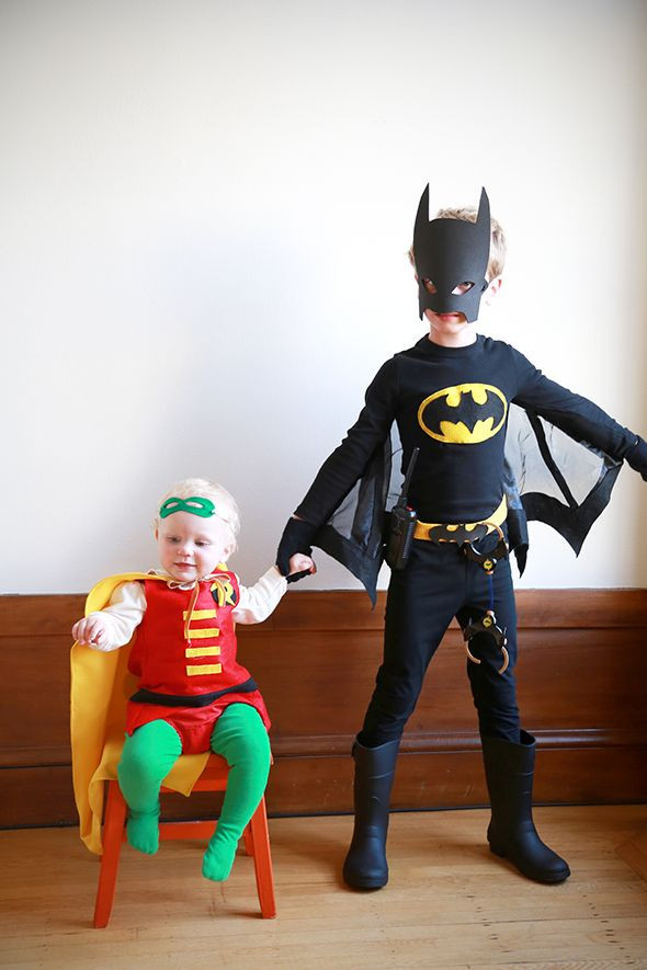 DIY Batman Costume Toddler
 Batman and Robin Costumes
