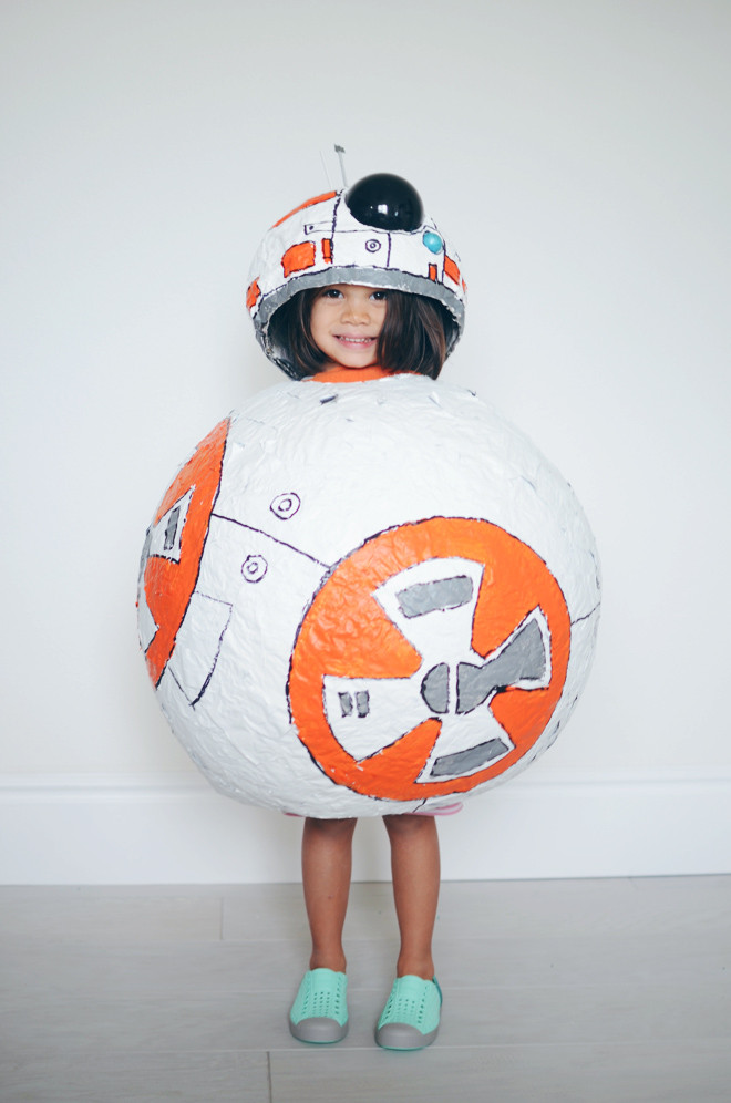 DIY Bb8 Costume
 DIY BB 8 costume CAKIES