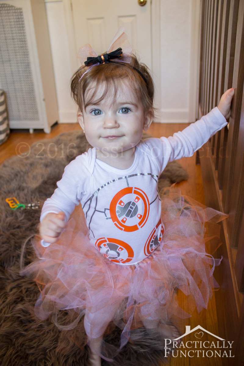 DIY Bb8 Costume
 Easy DIY BB 8 Costume For Baby